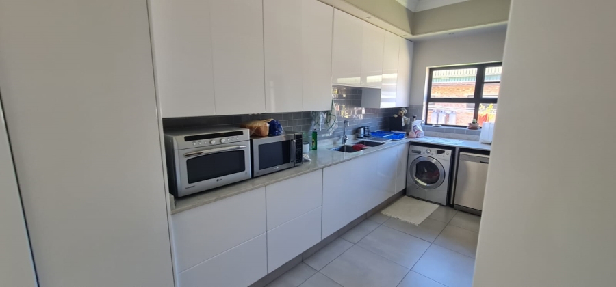 3 Bedroom Property for Sale in Glentana Western Cape